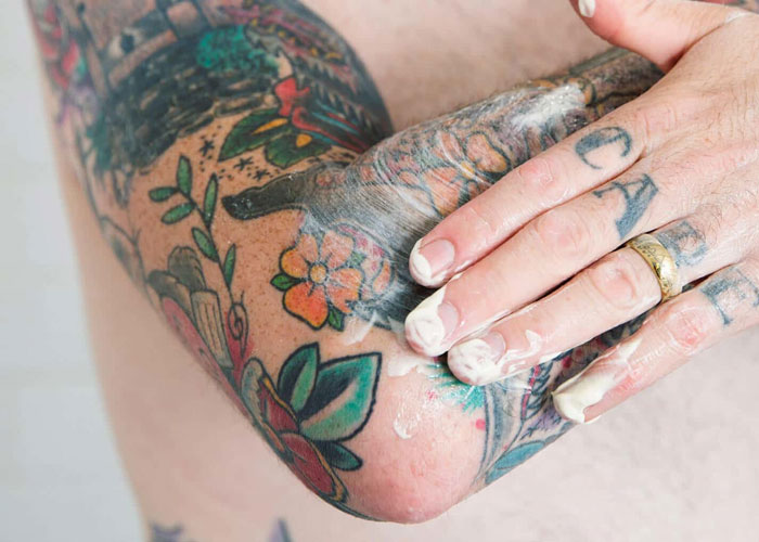 The Dull Side of the Tattoo Healing Process - Lucky DeVille Tattoo