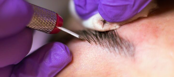 What to Expect When Getting Eyebrow Tattoos - Our Guide