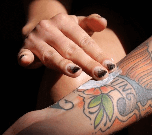 Things to Avoid Doing When Caring for a Peeling Tattoo